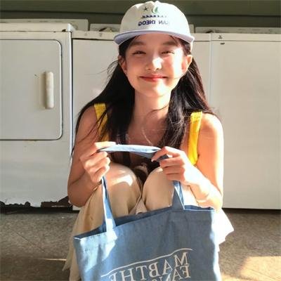 女孩闺房