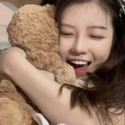 哈啰少女
